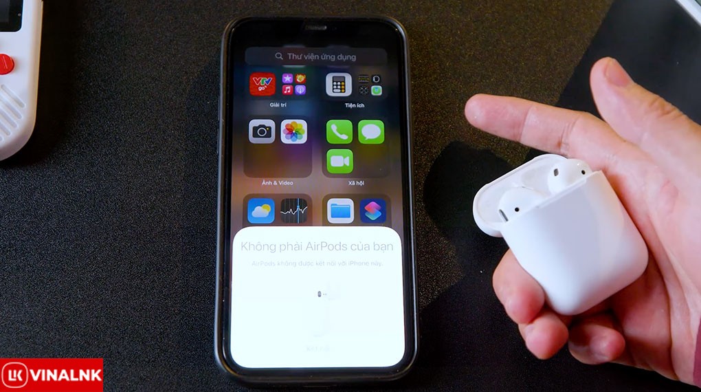 Tai nghe Bluetooth AirPods 2 Apple MV7N2 Tai nghe Bluetooth AirPods 2 Apple MV7N2